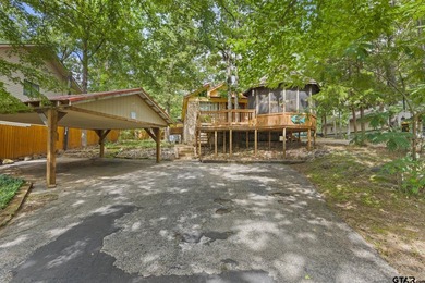 If you've ever dreamed of owning a classic waterfront lake house - photo 4