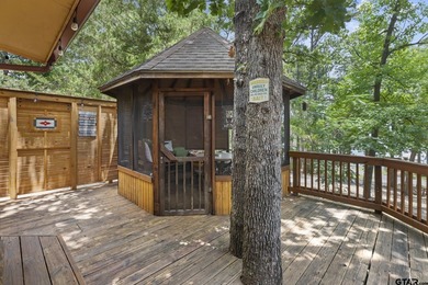 If you've ever dreamed of owning a classic waterfront lake house - photo 5