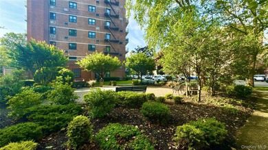 Welcome to Apartment 3F at 88-29 155th Avenue in Howard Beach - - photo 27