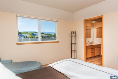 Panoramic Olympic Mountain views take center stage from this - photo 34
