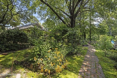 What a deal!! A Must Sell!! What a fabulous house in a most - photo 35