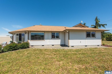 Panoramic Olympic Mountain views take center stage from this - photo 46