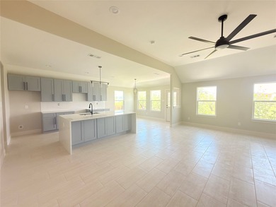 Don't miss this opportunity! This two-story, 4-bedroom, 3-bath - photo 6