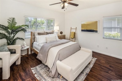 Welcome home to this well-maintained 3-bedroom, 2-bath townhome - photo 7