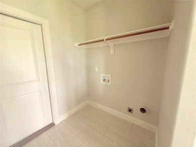 Don't miss this opportunity! This two-story, 4-bedroom, 3-bath - photo 9