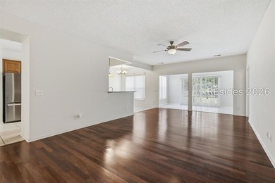 Welcome to Sun City/Riverbend! This beautifully maintained - photo 8