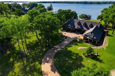 Lake Home For Sale in Malakoff, Texas