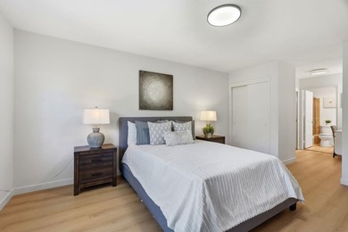 Welcome to The Villages Golf & Country Club, a premier 55+ gated - photo 16
