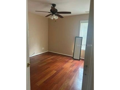 Under 300K and right in the heart of Bluffton! This single - photo 6