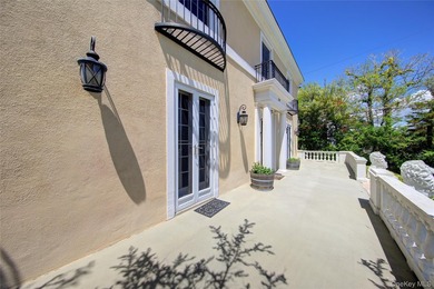 Stunning Center Hall Colonial with Timeless Charm & Ocean Views - photo 4