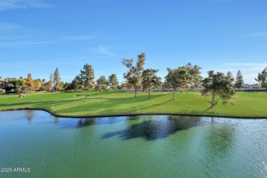 Lake Townhome/Townhouse For Sale in Chandler, Arizona