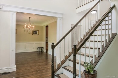 Welcome to this beautifully maintained 4-bedroom, 2.5-bath - photo 7