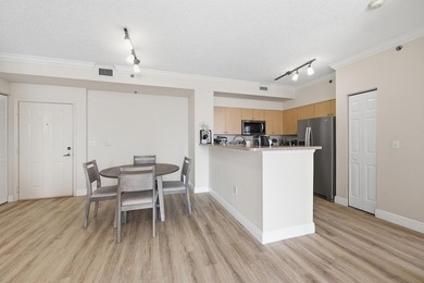 Freshly Updated and Move-In Ready in the beautiful Montecito! - photo 7