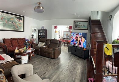 Exceptional opportunity to own a fully renovated legal triplex - photo 7