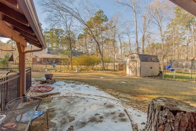 This stunning Satterwhite log home offers 2,550 square feet of - photo 12