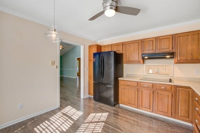 Opportunity to own a lovely townhome in one of Charleston's most - photo 15
