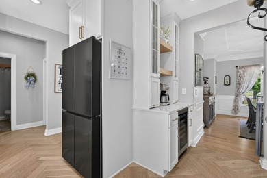 Welcome to luxury living in the highly sought after Whitetail - photo 16