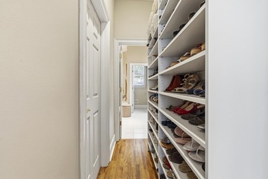 Located in Reynolds Landing, this lakeview home offers access to - photo 24
