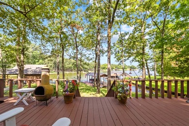 Fantastic home in Twin Coves Subdivision on Lake Cypress Springs - photo 5