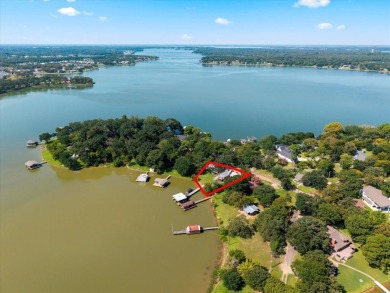 Lake Home For Sale in Eustace, Texas