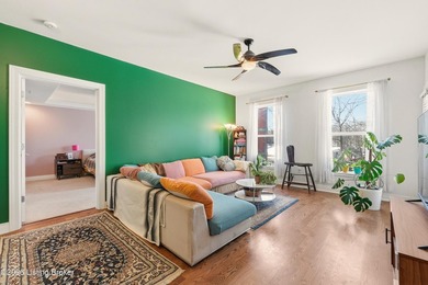 If you are looking for low maintenance living- look no further!