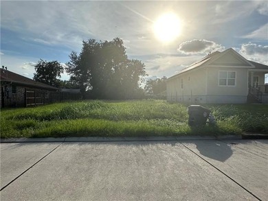 Lake Pontchartrain Lot For Sale in New Orleans Louisiana