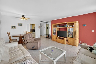 OUTSTANDING VALUE WITH LOVELY VIEWS OF POOL, DOWNTOWN FORT - photo 8