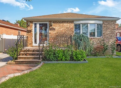 Welcome to this charming Whitestone ranch offering comfort - photo 2