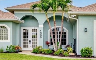 Cape Coral Lakes Area Home For Sale in Cape Coral Florida