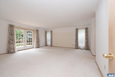 One level, 3 bedroom, 2 bath home with a den, located on the - photo 17