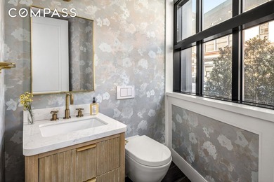 One of a kind triplex Tribeca maisonette with outdoor space - photo 21