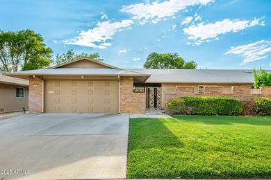 Updated home on a Golf Course Lot! What a DEAL! Wood-look - photo 30