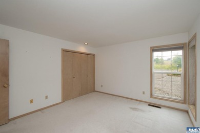 One level, 3 bedroom, 2 bath home with a den, located on the - photo 32