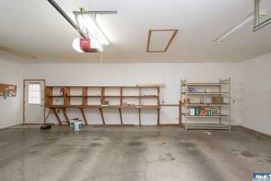 One level, 3 bedroom, 2 bath home with a den, located on the - photo 40