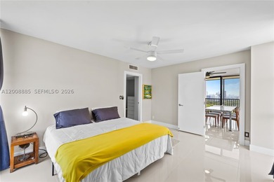 Experience luxury living in this newly renovated 25th-floor - photo 7