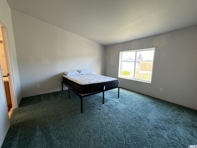 Fresh, comfortable, and move-in ready, this 3 bed, 2 bath home - photo 11