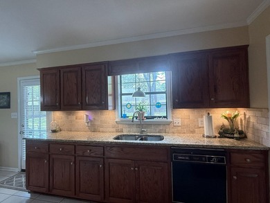 Immaculate 4-bedroom, 2-bath home located in a highly - photo 14