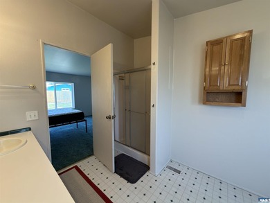 Fresh, comfortable, and move-in ready, this 3 bed, 2 bath home - photo 14