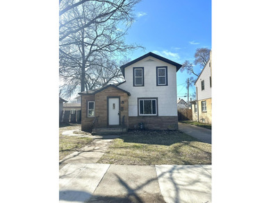 Lake Macatawa Home For Sale in Holland Michigan