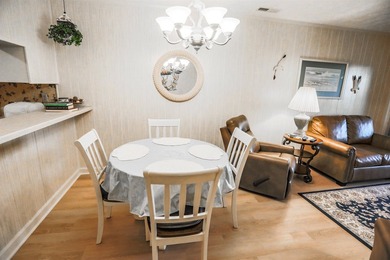 LOCATION! LOCATION! LOCATION! Amazing opportunity to own this - photo 7