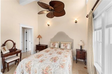 *La Dolce Vita* Step into a lifestyle defined by elegance - photo 39
