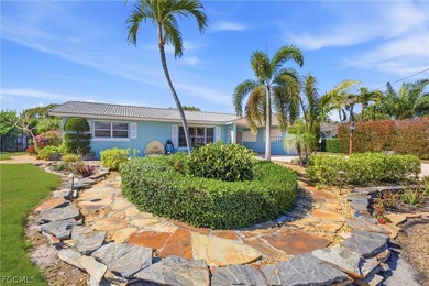 Caloosahatchee River Home For Sale in Fort Myers Florida