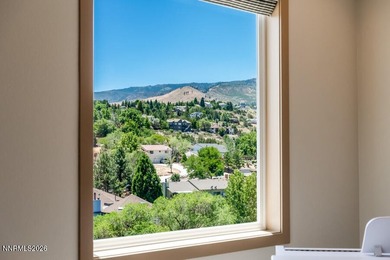 Live in the lap of luxury. imagine waking and preparing your - photo 8
