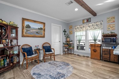 Welcome to this exceptional 2020 Palm Harbor Magnum 76! This - photo 18