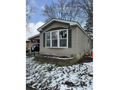 Van Bibber Lake Home For Sale in Greencastle Indiana