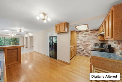 An enchanting riverside retreat awaits you in Brookdale. This - photo 21