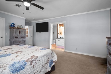Welcome to this exceptional 2020 Palm Harbor Magnum 76! This - photo 24