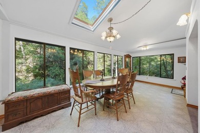 An enchanting riverside retreat awaits you in Brookdale. This - photo 25