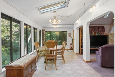 An enchanting riverside retreat awaits you in Brookdale. This - photo 27