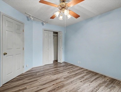 Beautifully updated 3-bedroom, 2-bath home in Hot Springs - photo 29